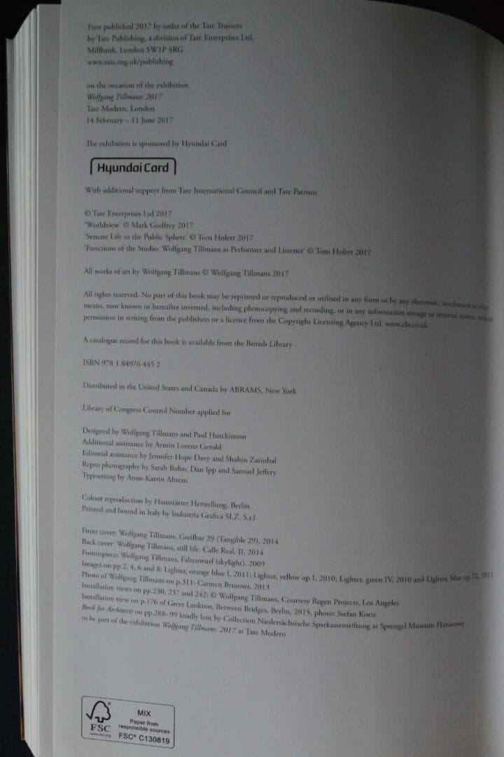 【Wolfgang Tillmans: 2017】サイン入り