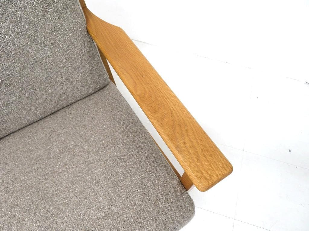 展示品　ウニコ　ヴィスカ　3人掛けソファ　オーク材　北欧　トリプルソファ