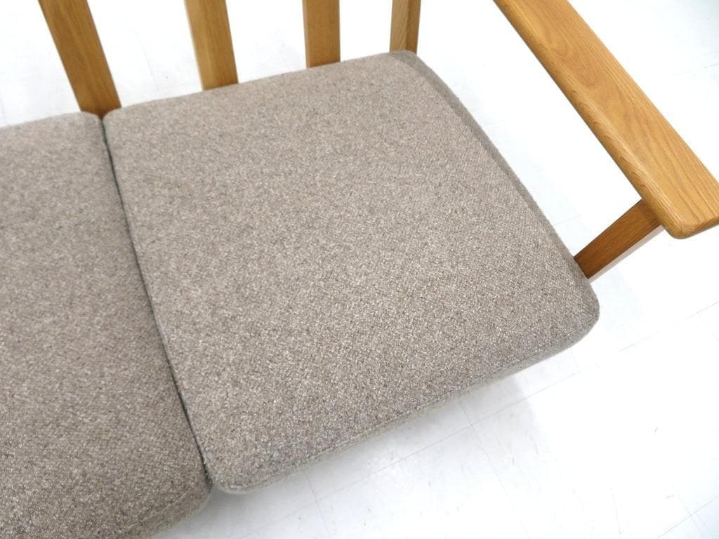 展示品　ウニコ　ヴィスカ　3人掛けソファ　オーク材　北欧　トリプルソファ