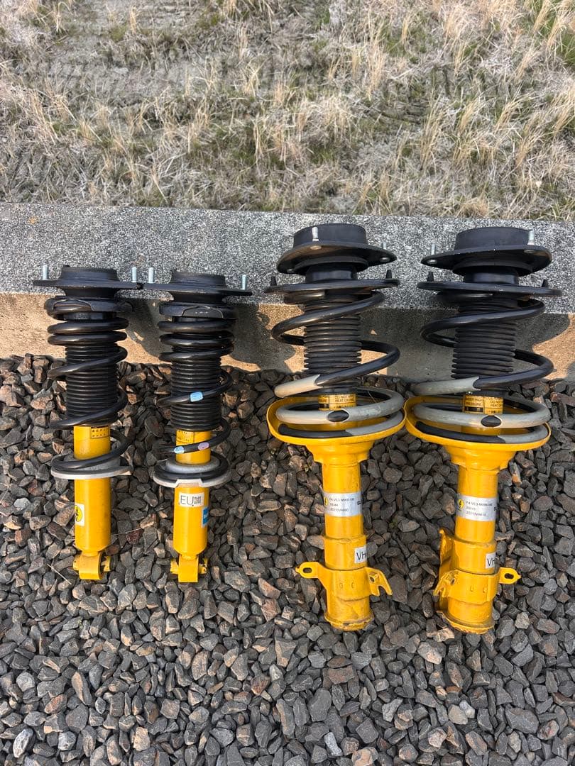 SUBARU ＷＲＸ　ＳＴＩ　純正ビルシュタイン　サスペンション