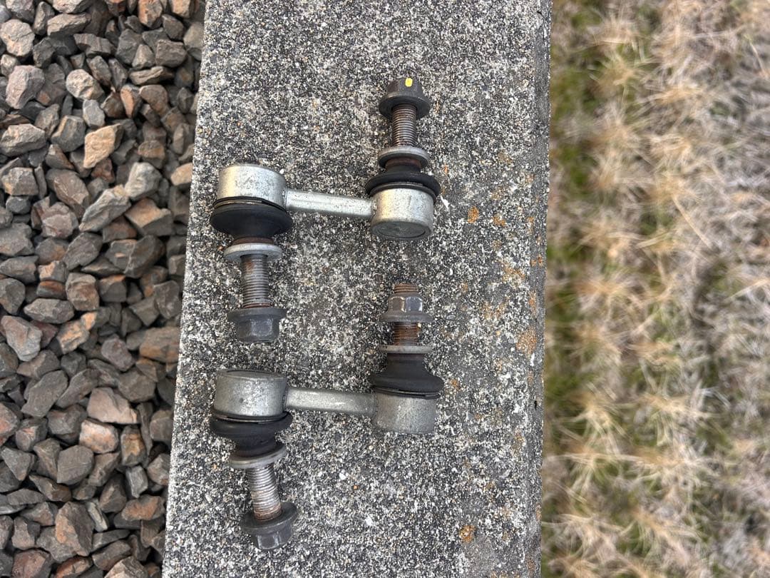 SUBARU ＷＲＸ　ＳＴＩ　純正ビルシュタイン　サスペンション