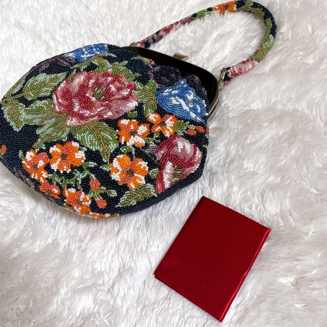 【美品】ビーズバッグ　手刺繍　総柄　花柄　総ビーズバッグ　和装　がま口 手鏡付き