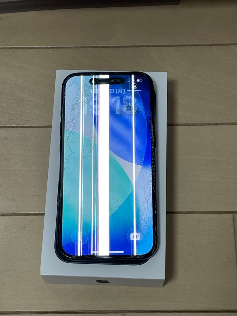 【起動確認済】iPhone 15 256GB ジャンク 画面/背面破損