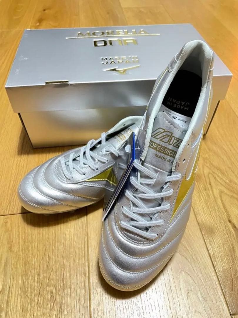 ミズノ モレリア(Mizuno Morelia)DNA 26.0cm シルバー