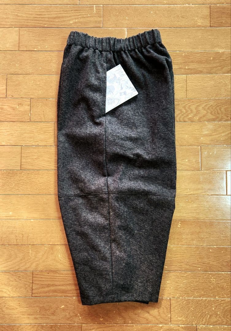 ビーグルバルーンパンツ　起毛コットンツイード　チャコールグレー