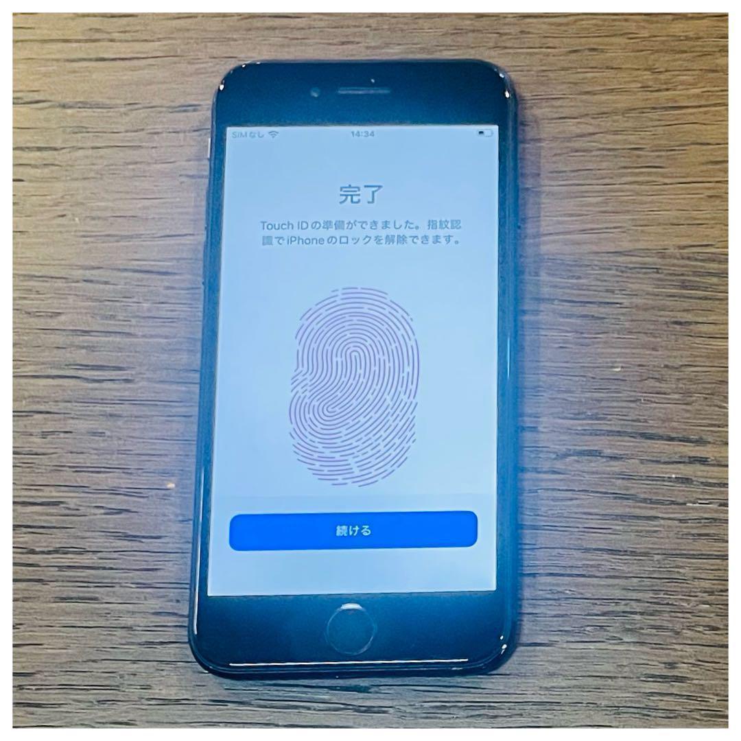 iPhoneSE3 本体 ブラック 64GB SIMフリー 美品 大人気
