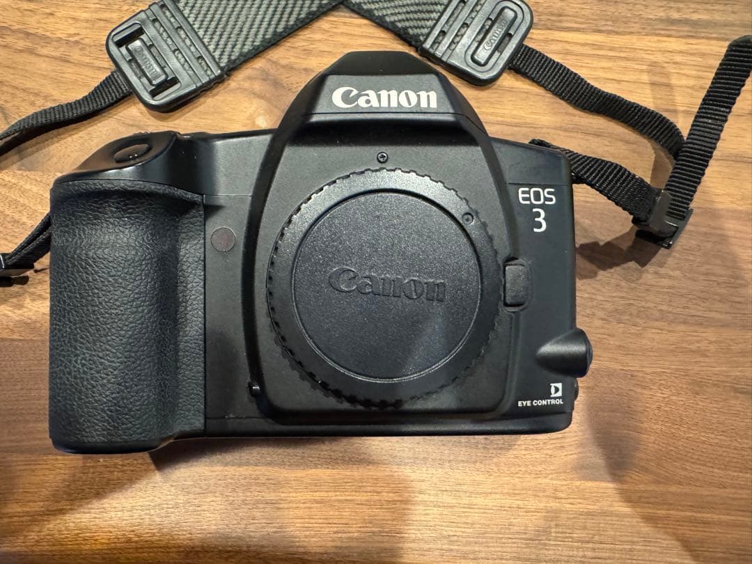 キャノン Canon EOS3 ボディ フィルムカメラ