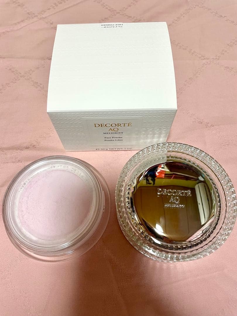 ★超美品★デコルテAQミリオリティフェイスパウダー n （使用回数1回のみ）