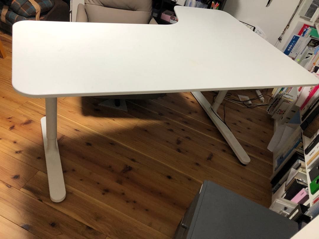 IKEA BAKANT ホワイト L字型テーブル　送料別