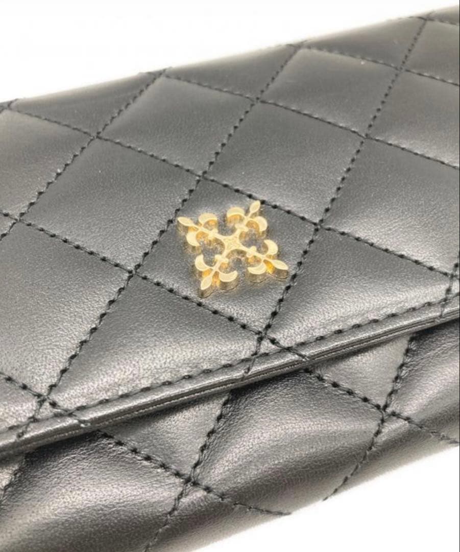 未使用品　russet キルティングレザーウォレット