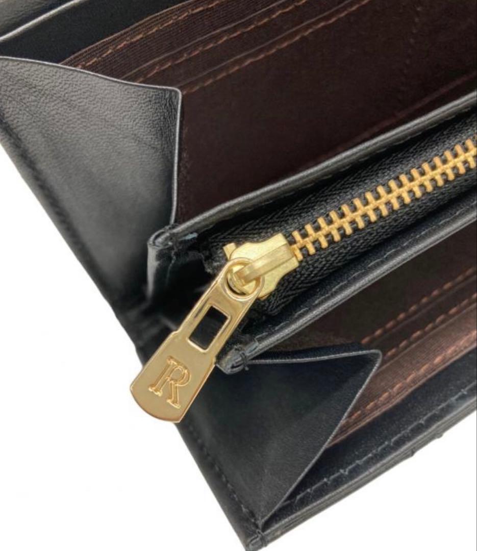 未使用品　russet キルティングレザーウォレット