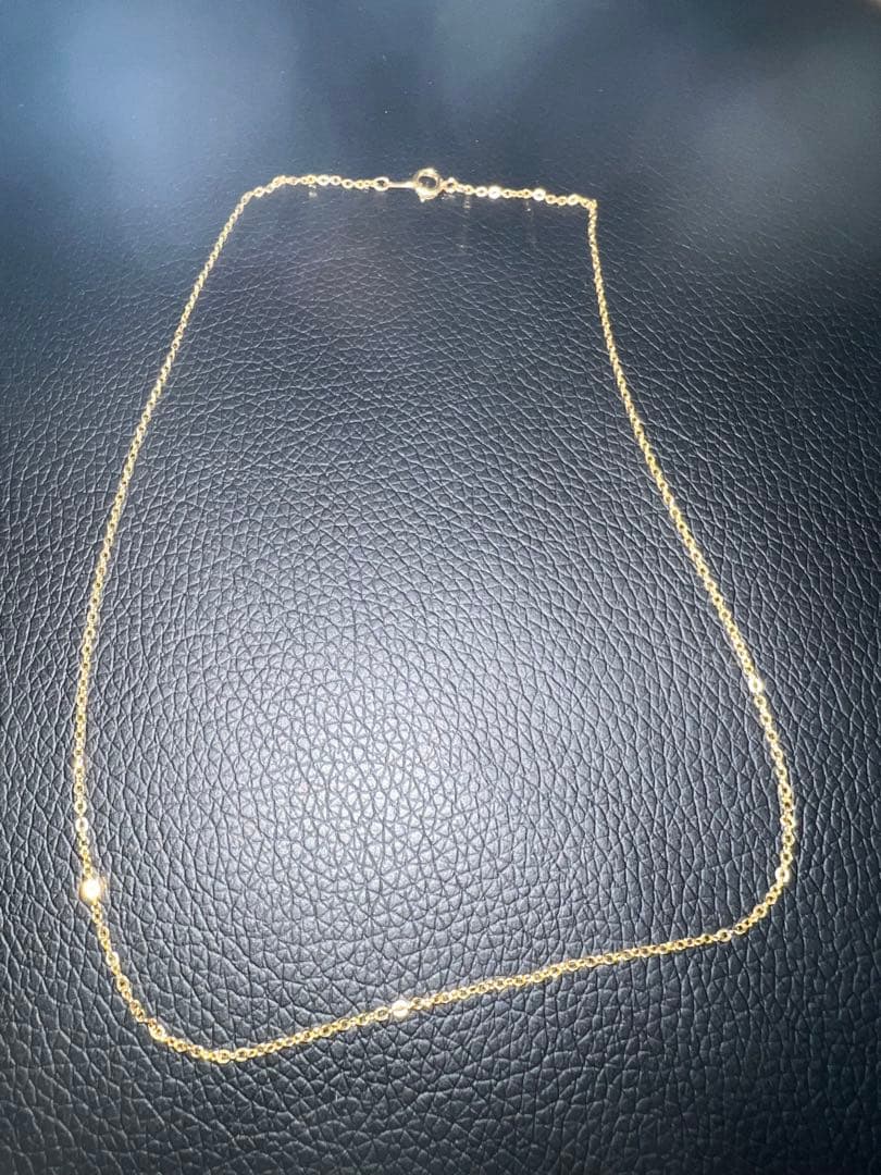 イエローゴールドのスクリューチェーンネックレス