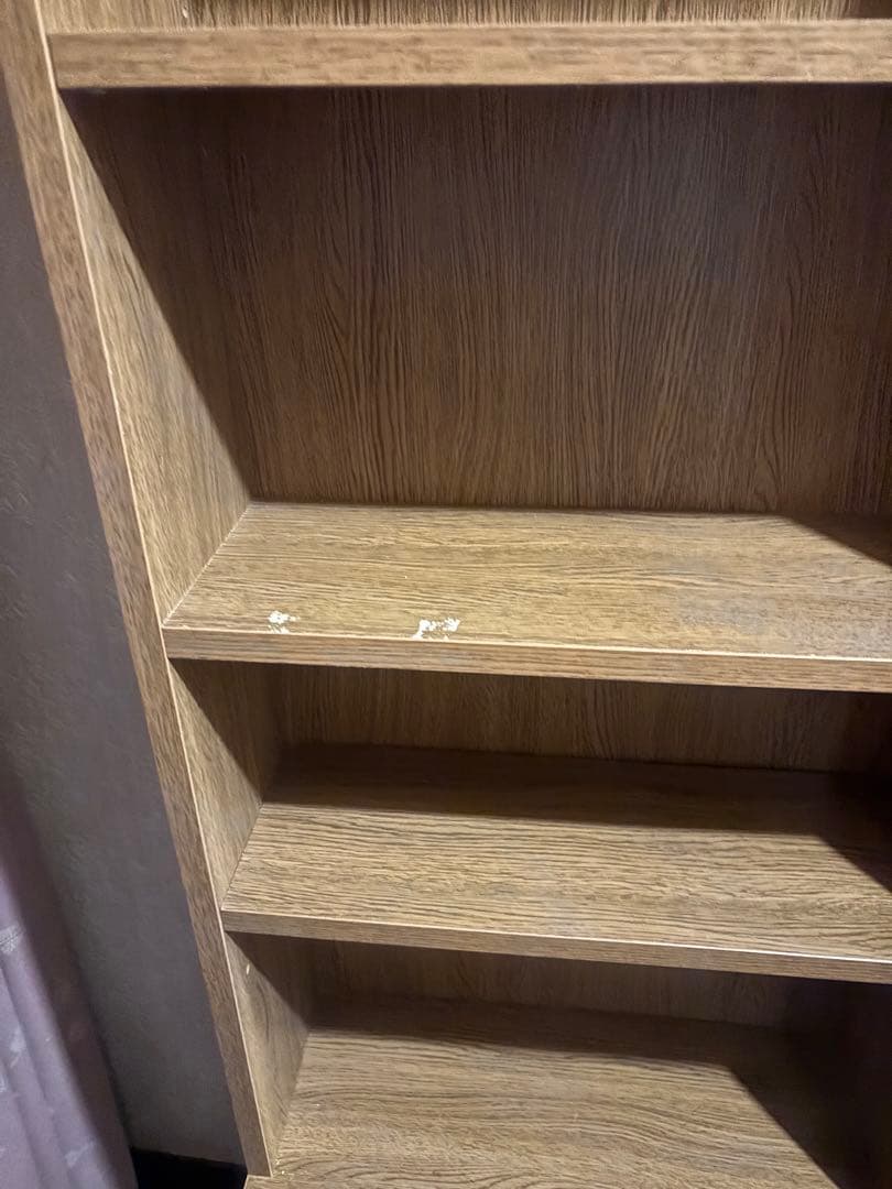 大型本棚の上の部分