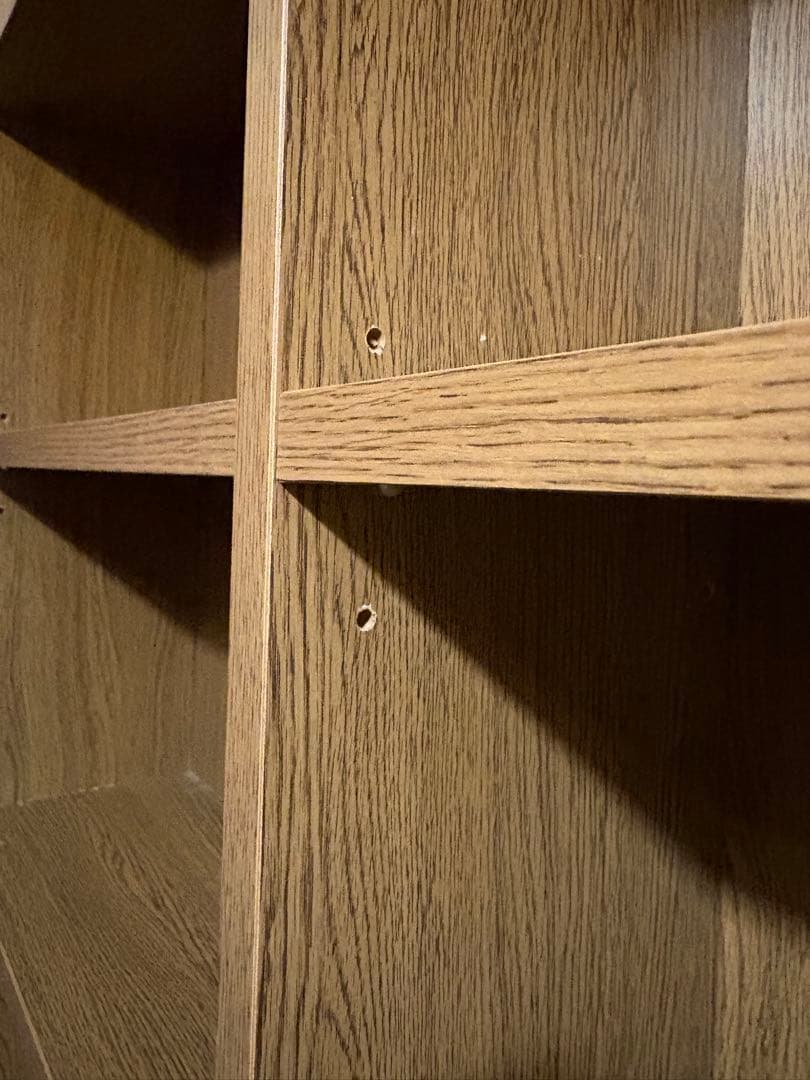 大型本棚の上の部分