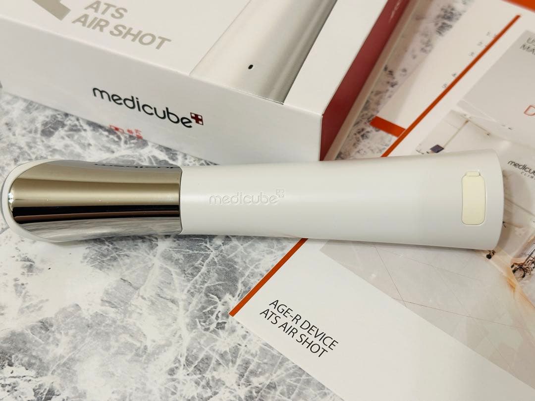 【MEDICUBE】メディキューブ　AGE-Rダーマエアショット