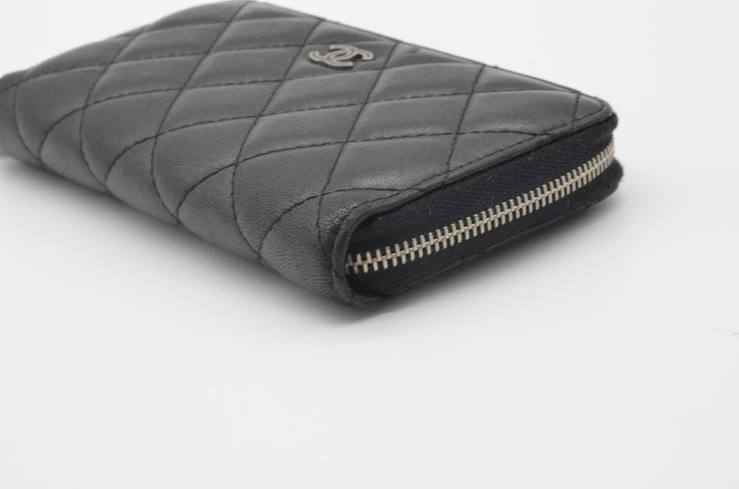 【売り切り処分価格】シャネル マトラッセ レディース ミディアムウォレット
