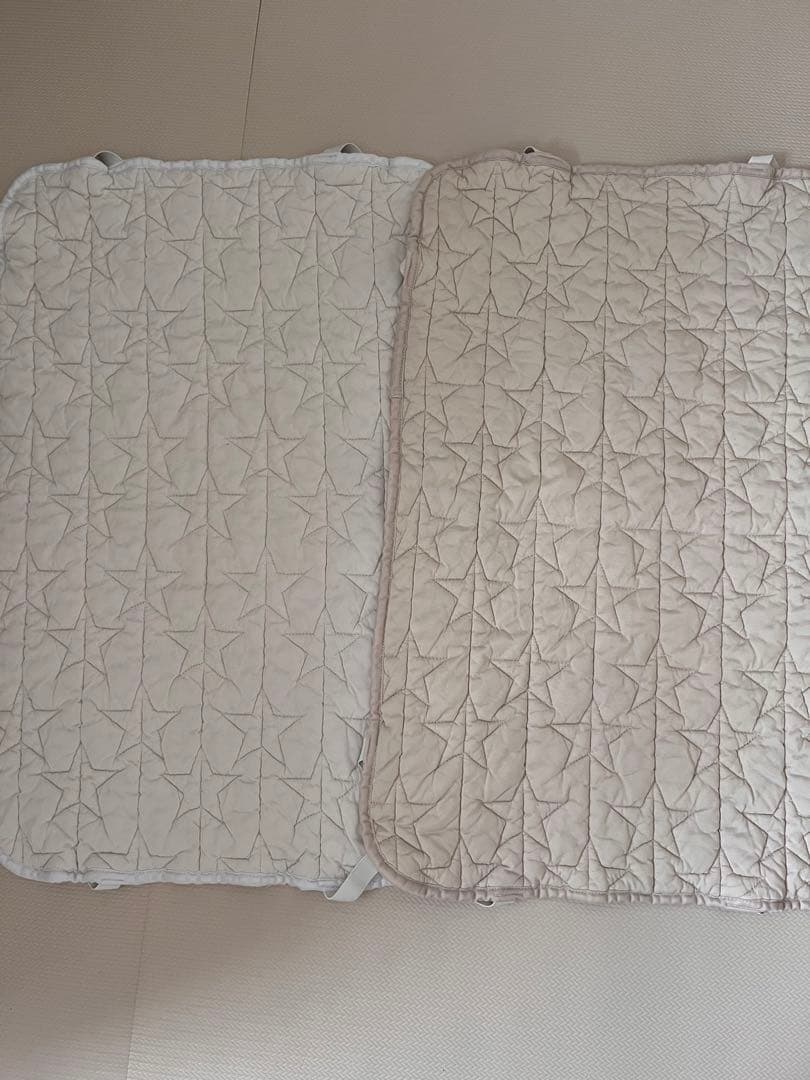 美品　ベビーベッド　&PUPPAPUPOベッドシーツ2枚セット