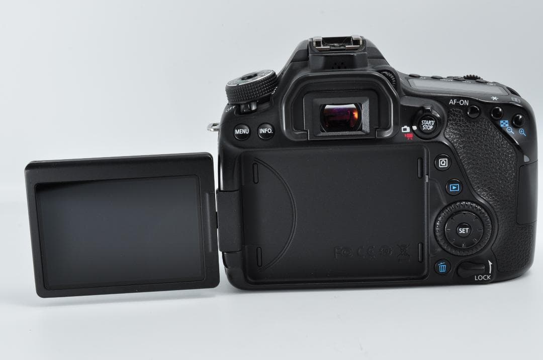 完動美品 Canon EOS 80D 一眼レフ デジタルカメラ 元箱付き#456