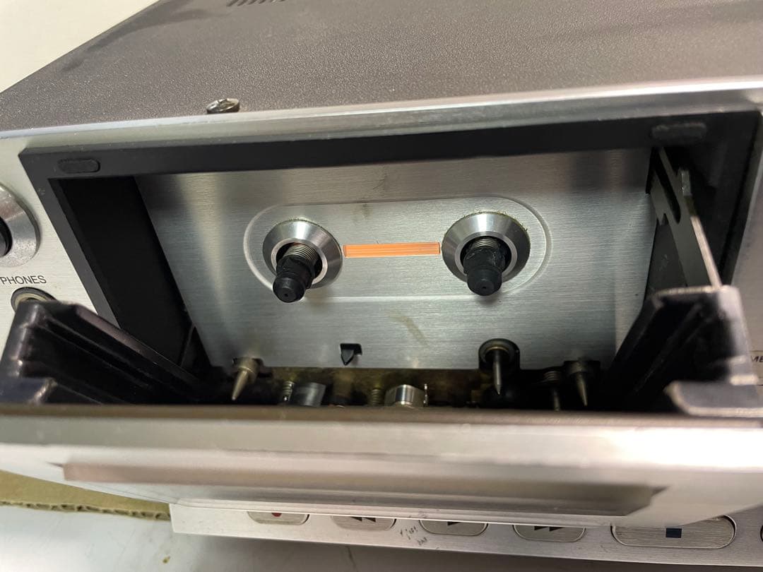 AIWA カセットデッキ　AD F70ジャンク