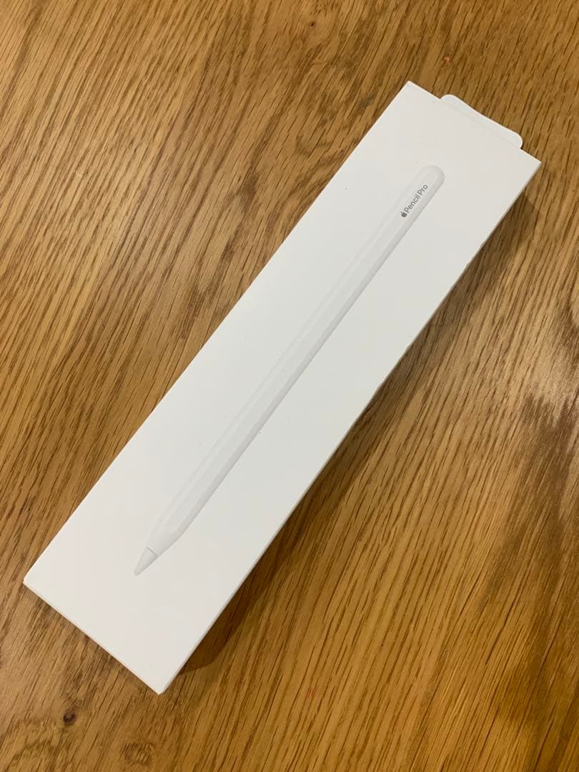 Apple Pencil Pro ホワイト　2025年7月購入　新品同様
