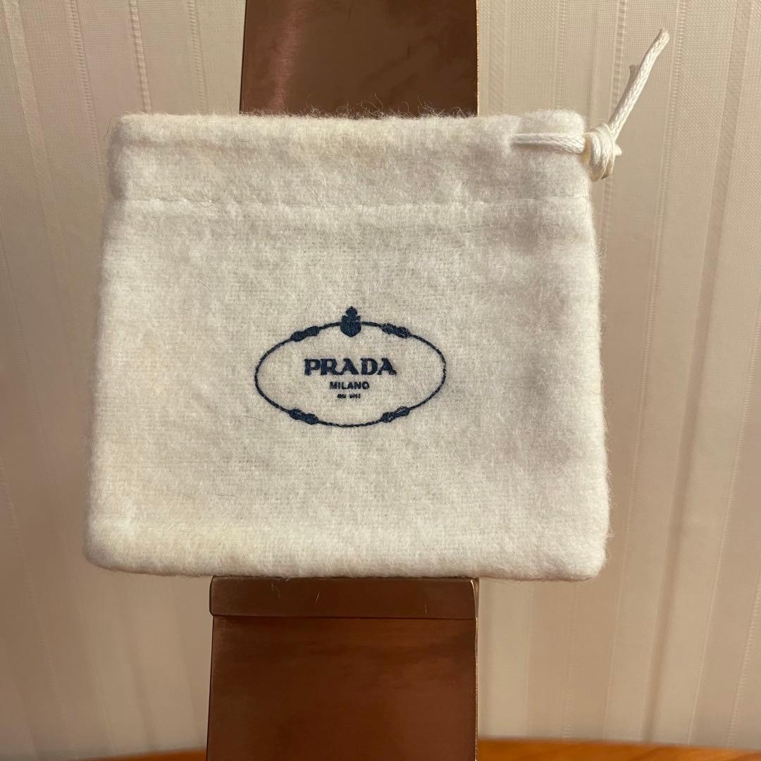 ✨美品✨【ハイブランド】PRADA（プラダ）真鍮製 ラビットモチーフ チャーム