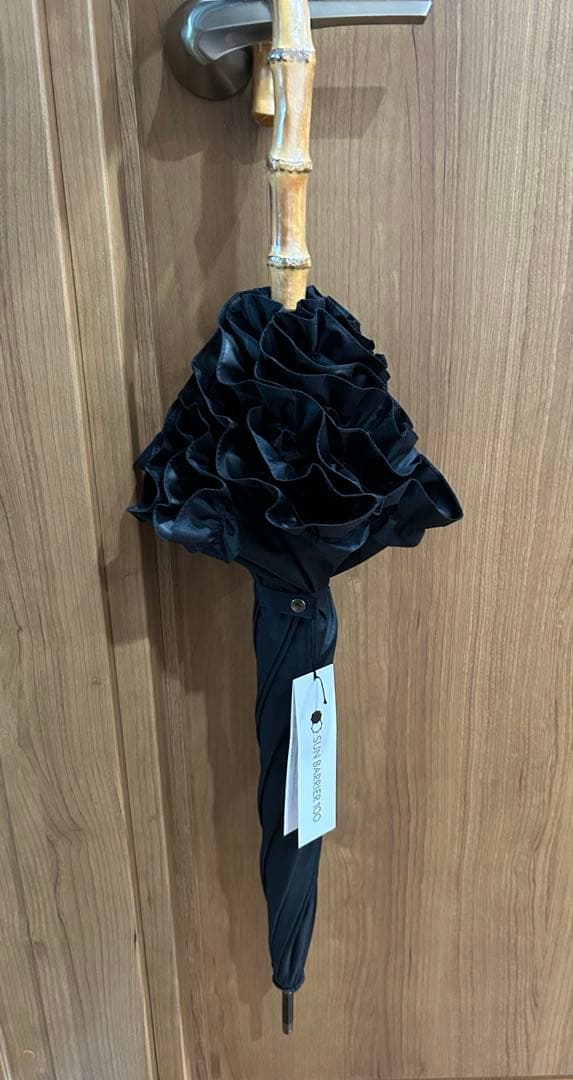 サンバリア100 タグ付きMサイズフリル付き 日傘