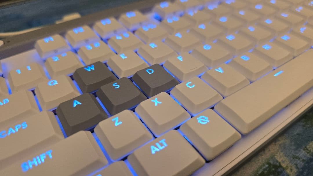 キーボード Logicool G515 tkl rapid