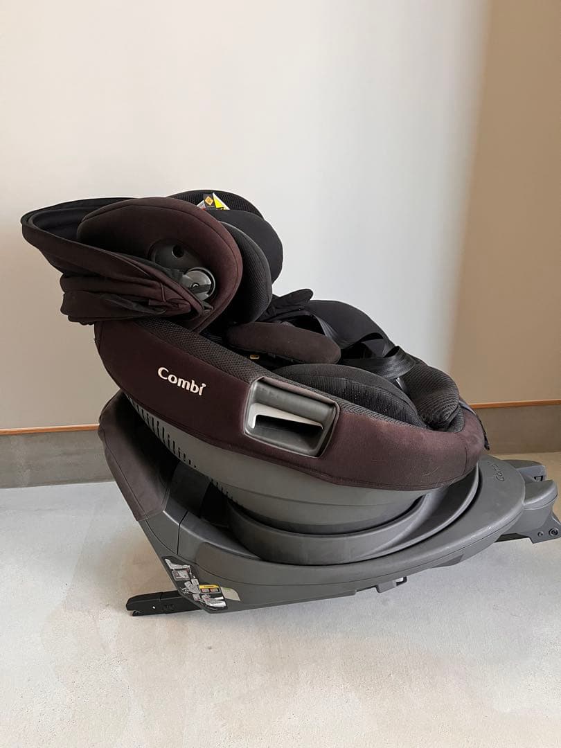 Combi エッグショック THE S plus ISOFIX ZB-750