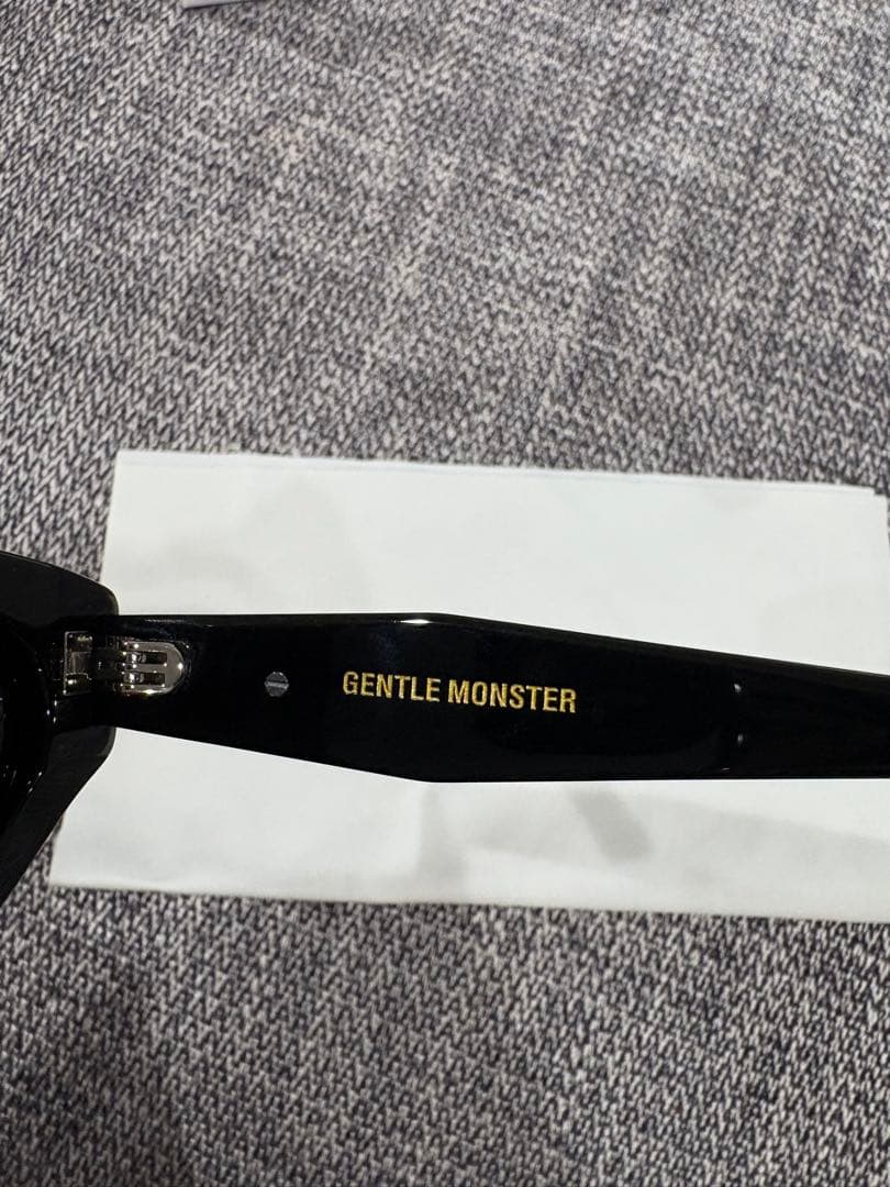 小物 GENTLE MONSTER Rococo 01