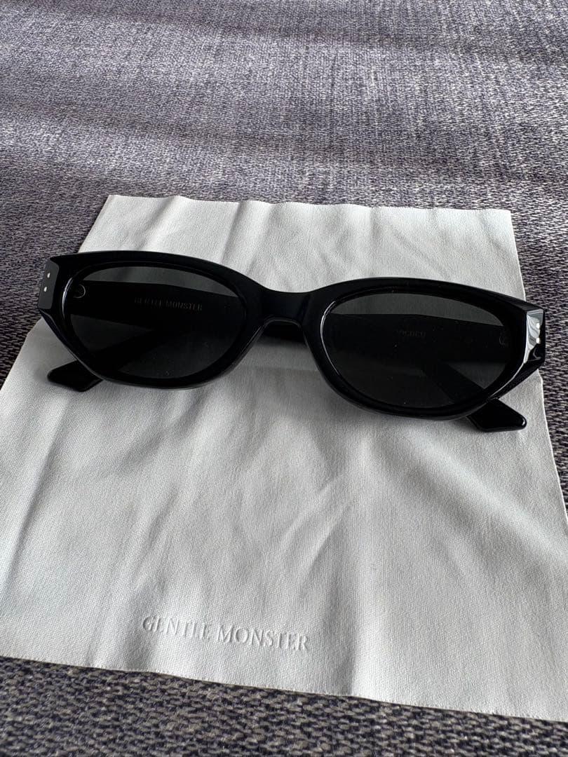 小物 GENTLE MONSTER Rococo 01