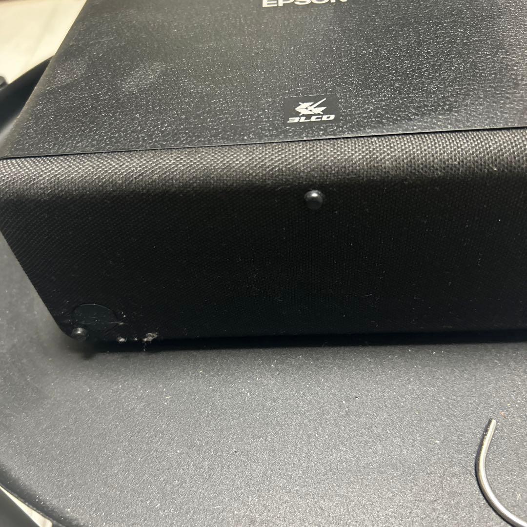 極美品　最終値下　断捨離価格　エプソン　EF-100B プロジェクター