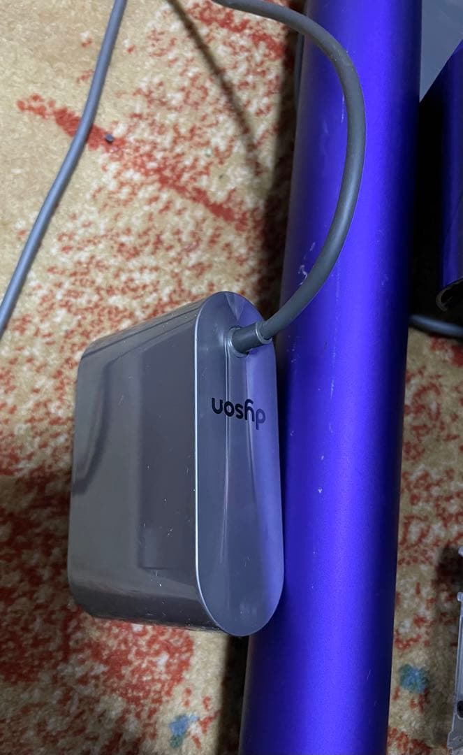 ダイソン　Dyson V7 Fluffy パーツ分解　アルコール除菌済み