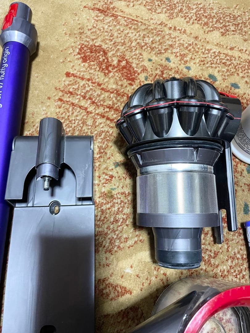 ダイソン　Dyson V7 Fluffy パーツ分解　アルコール除菌済み