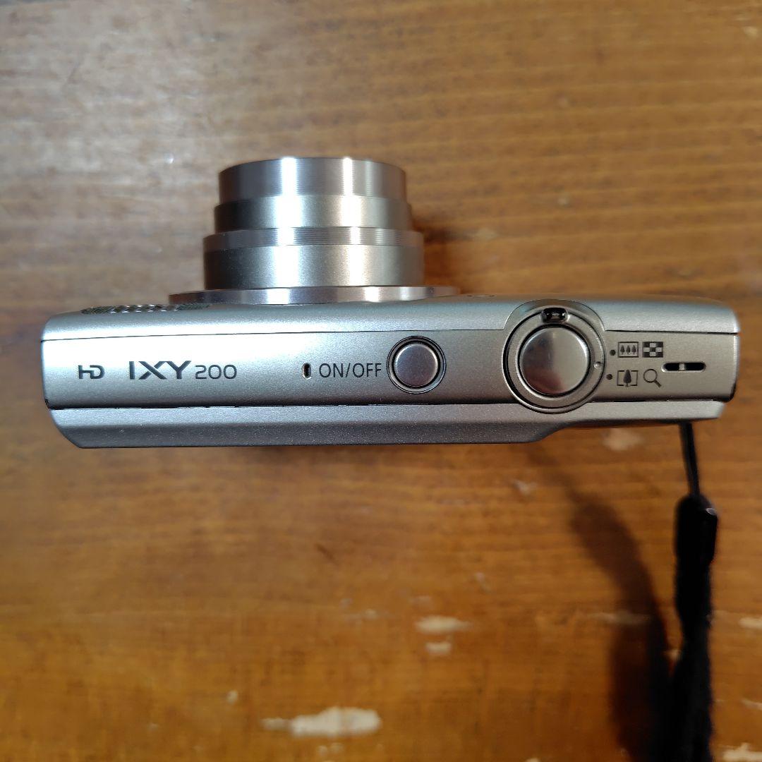 Canonデジカメ IXY200 シルバー バッテリー、充電器、SDカード付き