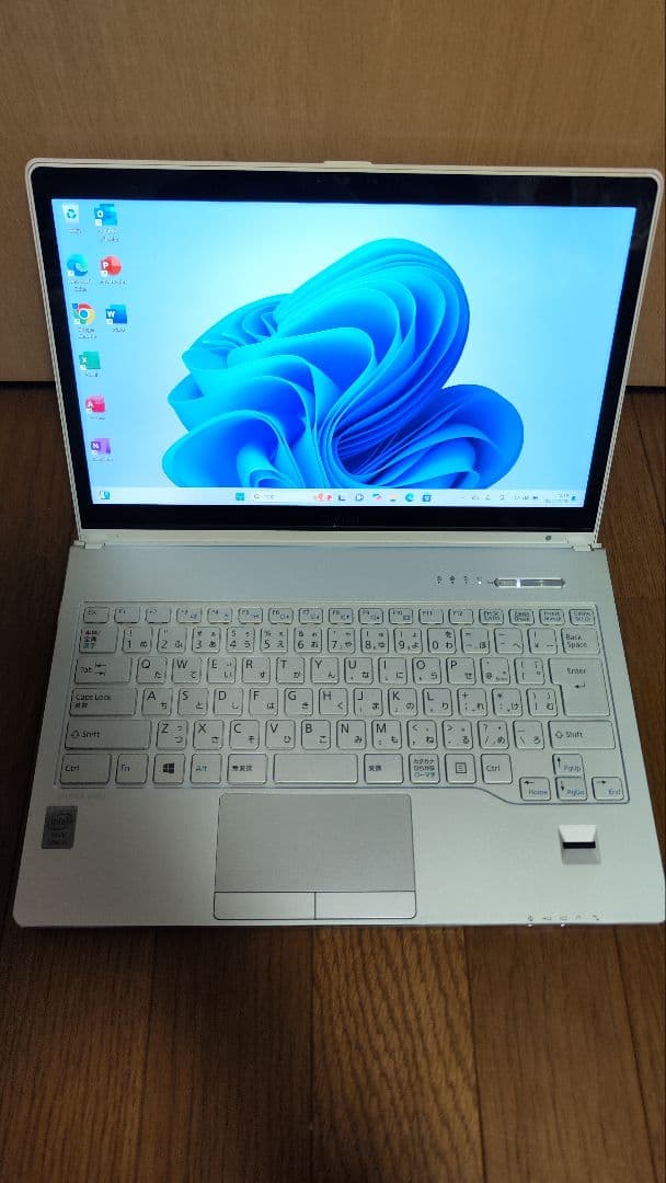 Windowsノート本体 LIFEBOOK SH90/T i5-5200U 12Gb SSD120Gb