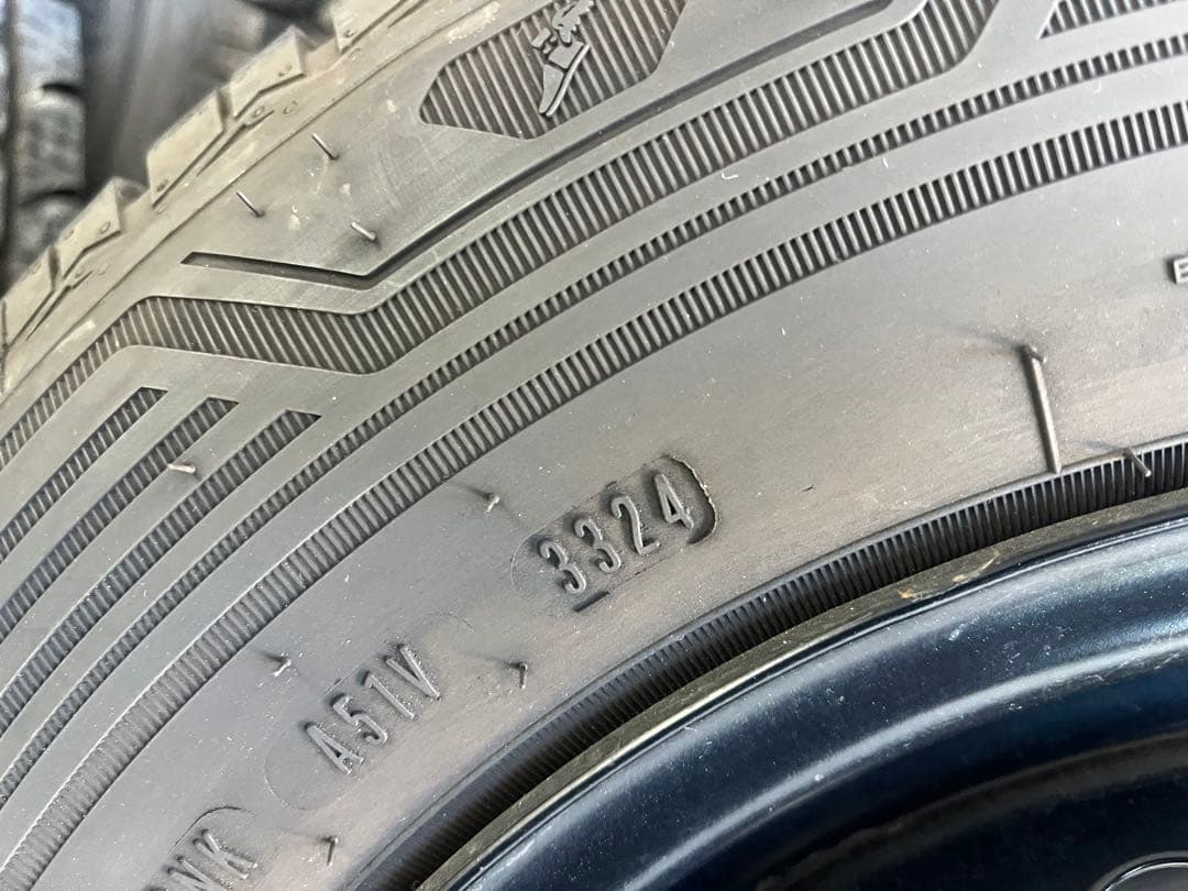 オールシーズンタイヤ ホイールGOODYEAR 165/80R13 バリ山