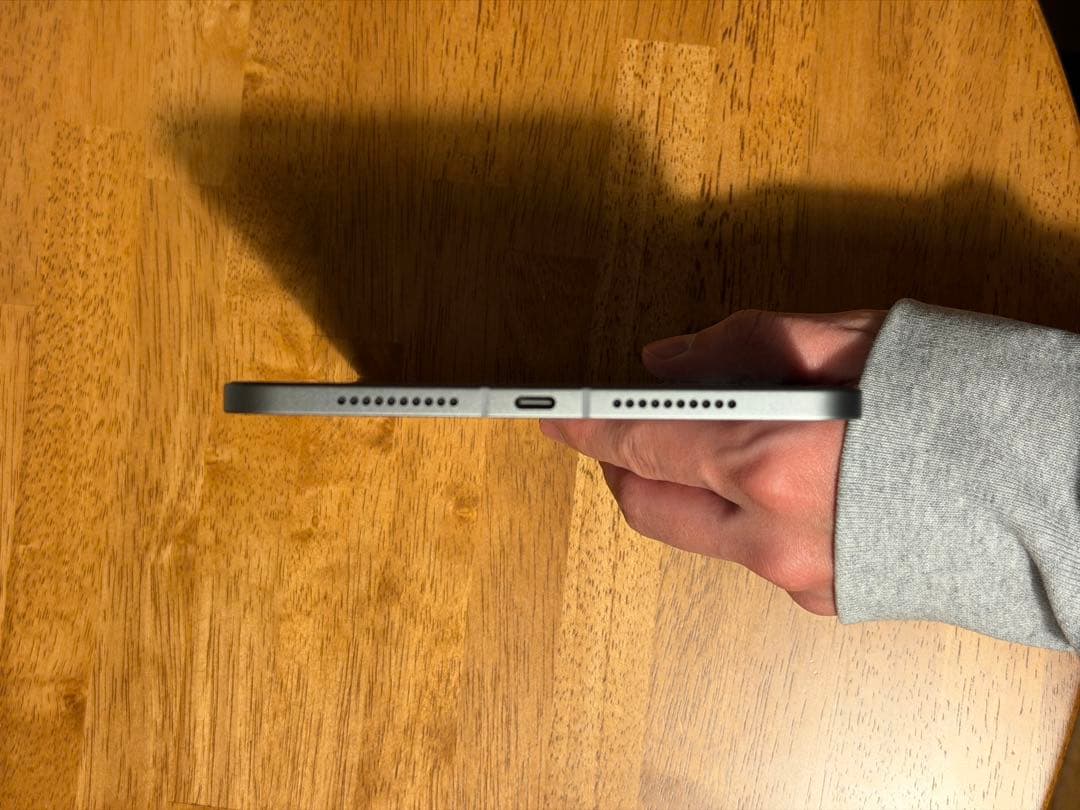 【電池100%】 iPad mini (A17 Pro) 128GB セルラー