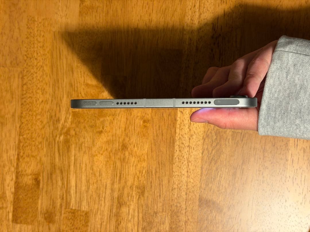 【電池100%】 iPad mini (A17 Pro) 128GB セルラー