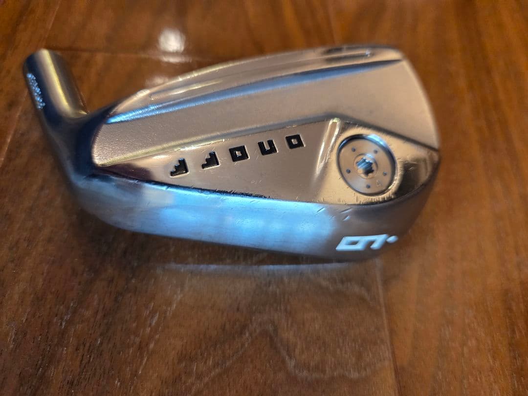 2024　オノフKURO オノフクロ　アイアン 6ーP ヘッドのみ