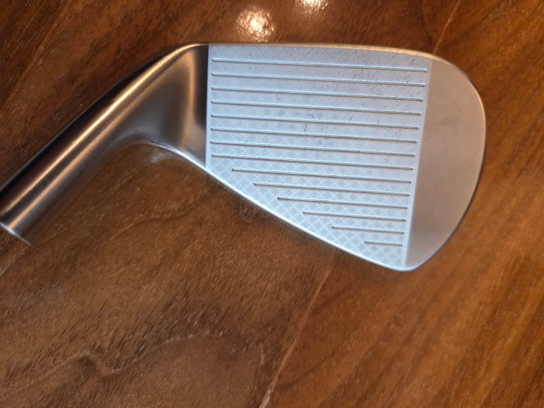 2024　オノフKURO オノフクロ　アイアン 6ーP ヘッドのみ