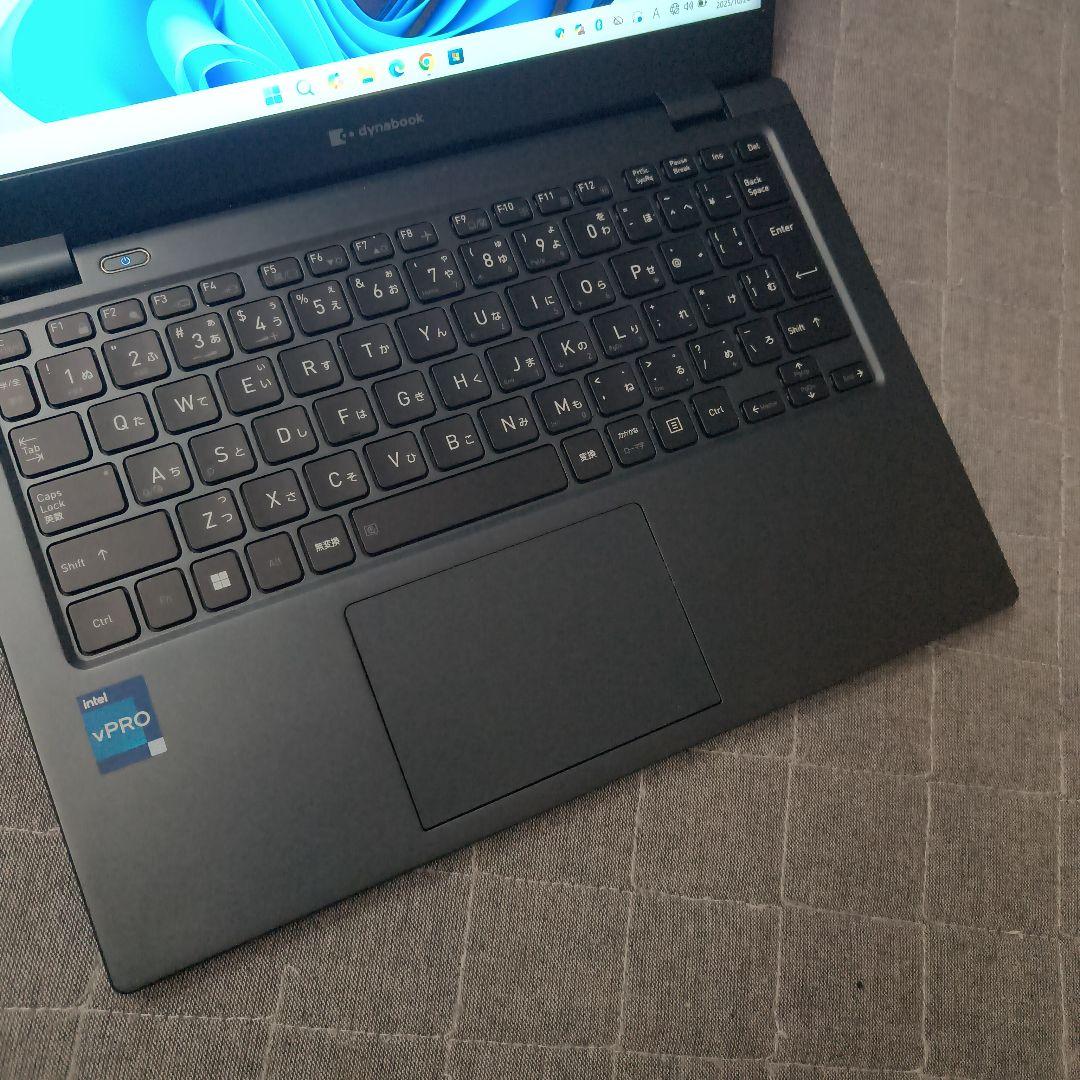 超美品 Dynabook 超軽量 爆速 13世代i5 16GB 新品500GB