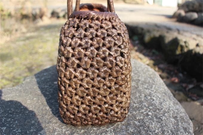 山胡桃木 クルミ 六角花結び編み 山葡萄 籠 かご バッグ コンパクト 巾着