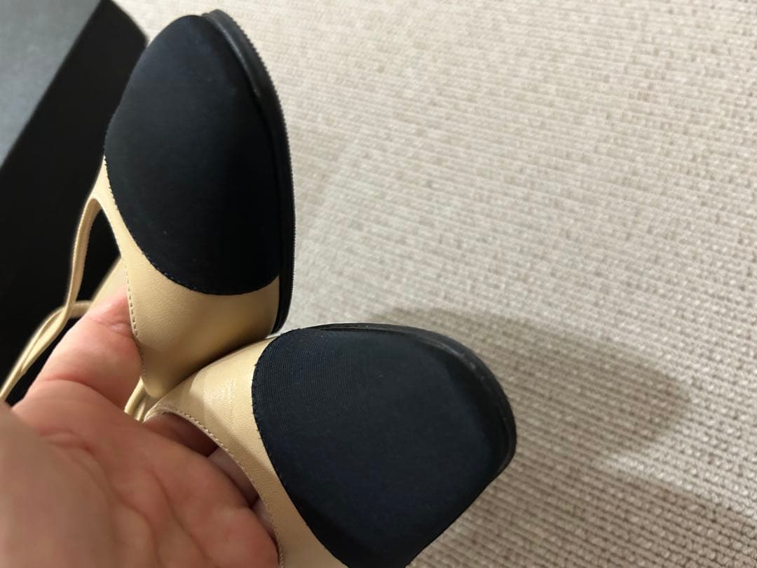 未使用　CHANEL スリングバックサンダル