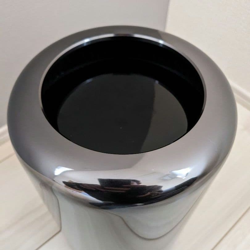 MacPro Late 2013 MD878J/A(12コア/64GB/1TB)