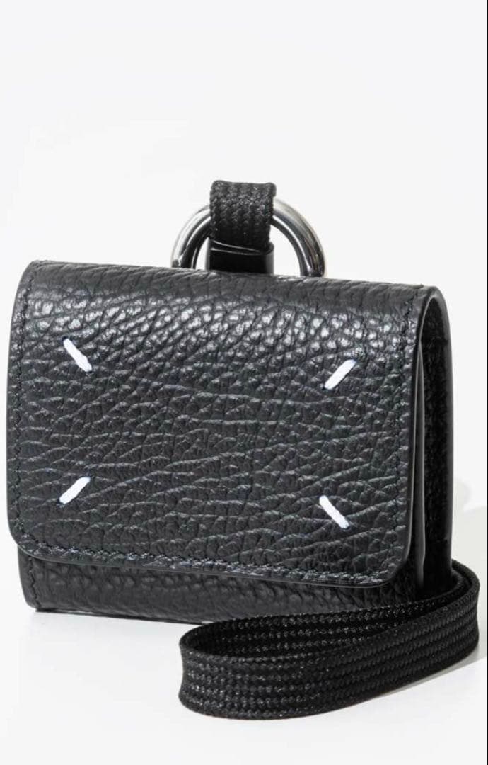 MAISON MARGIELA AIRPODS PRO CASE ブラックレザー
