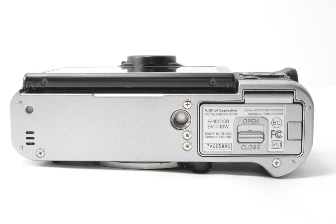 ショット数3800枚★美品★フジフィルム FUJIFILM X-T20 ボディ