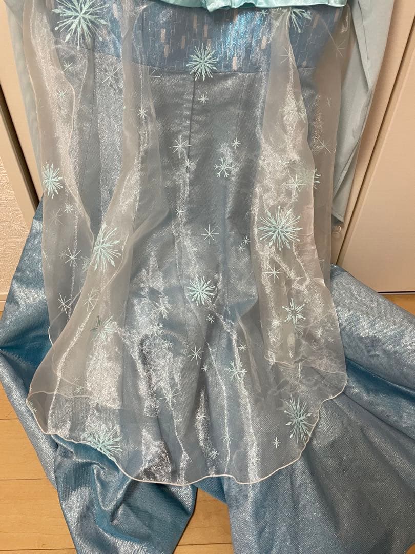 ディズニー　ビビデバビデブティック　 アナと雪の女王　エルサのドレス