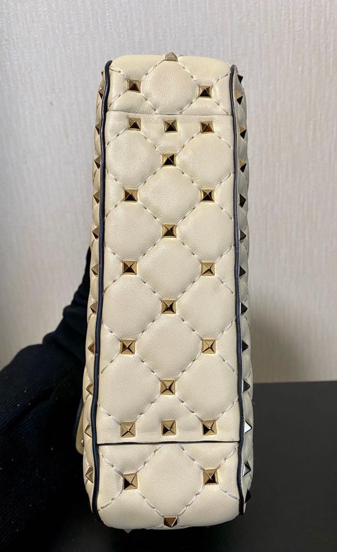 VALENTINO ロックスタッズスパイクスモールショルダーバッグ