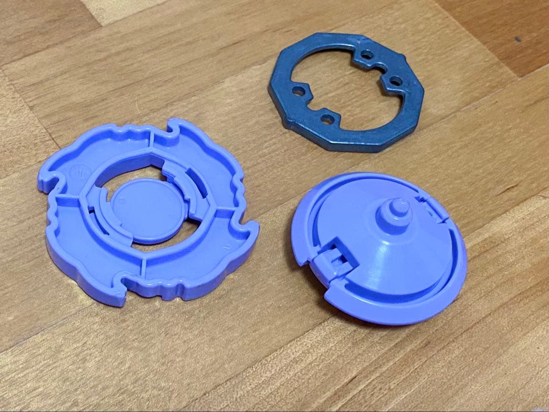 【本日限定‼️価格】ヴィーナスベイブレード 紫色 保管ケースのおまけ付