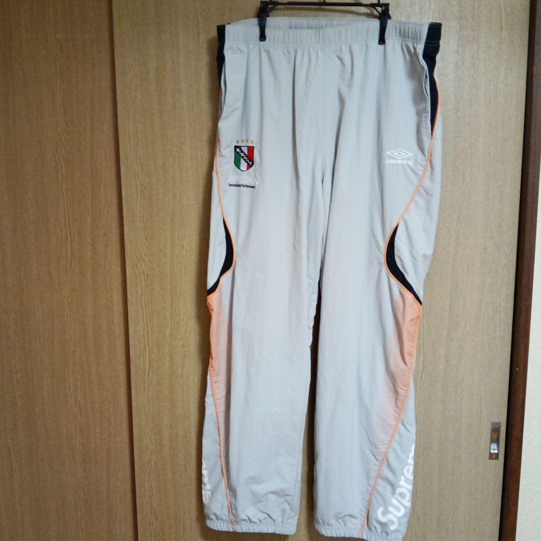 Supreme✕Umbro　グレー